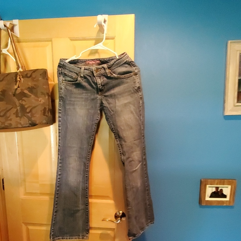 Levi's 518 bootcut